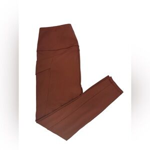 Like new women’s Avalanche leggings with pockets sz Lg
